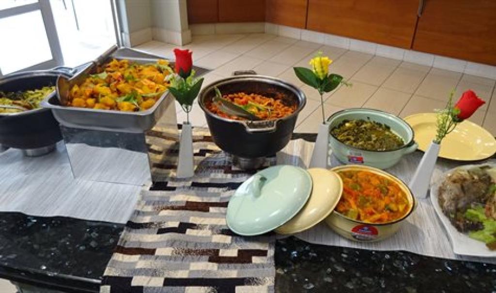 Africa Day on the plate! Town Lodge Roodepoort celebrates Seven Colours Sunday tradition