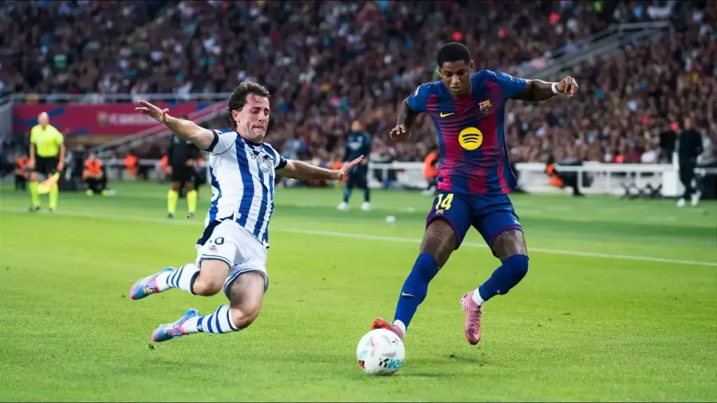 Barcelona comeback leaves Real Sociedad furious over key referee decision