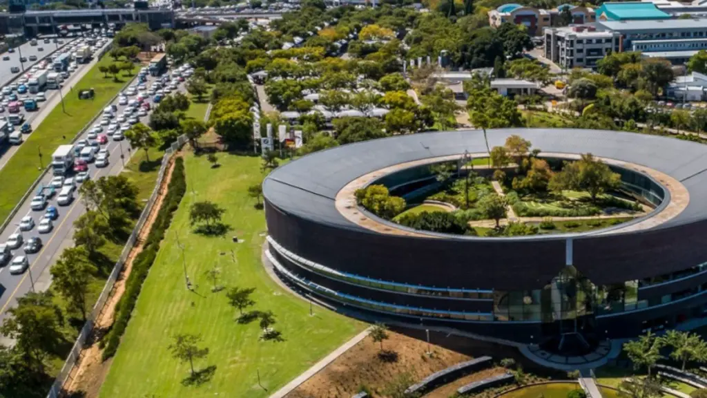 A look at BMW’s 5-star, circular headquarters in South Africa