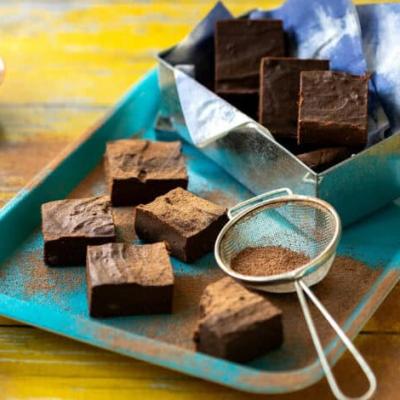 No-bake chocolate avocado fudge recipe