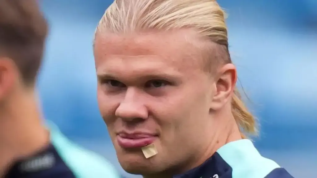 Erling Haaland laughs off freak bus door injury as Norway push for 2026 World Cup spot
