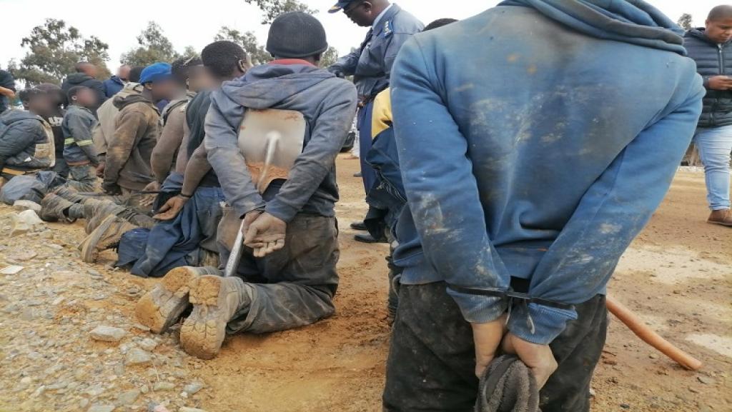 Nearly 1000 illegal miners arrested in Mpumalanga