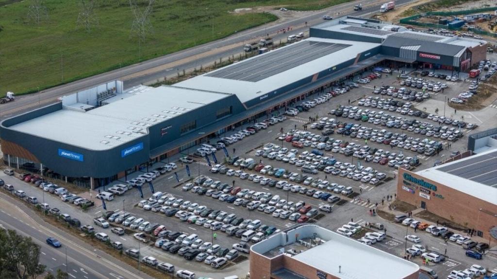 A look at the massive new 30,000 square metre mall that just opened in South Africa