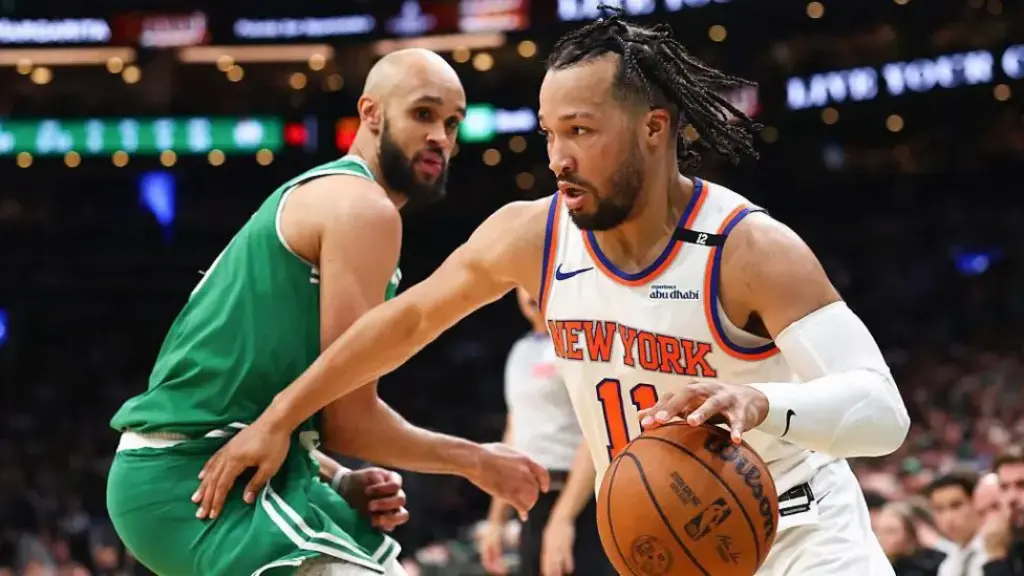 Second Knicks comeback leaves Celtics hanging on