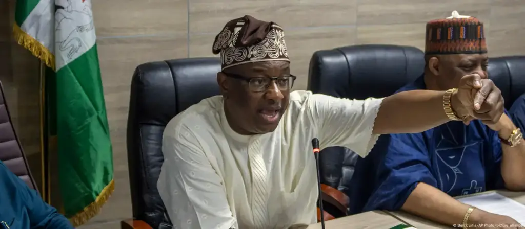 Nigeria debates air rage 'double standards'