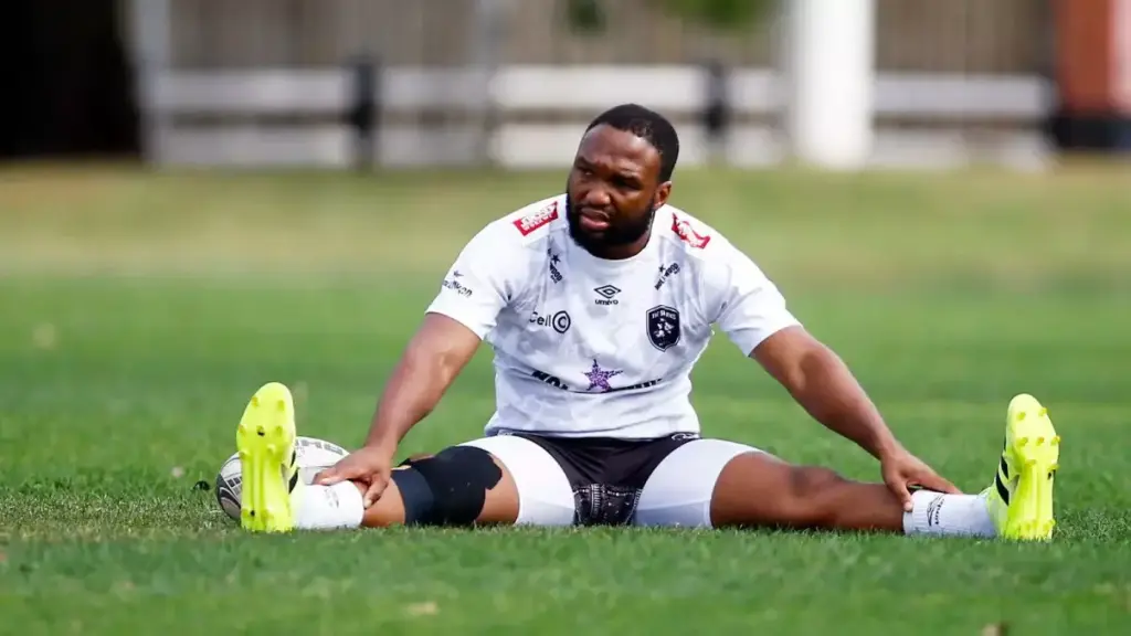 Bok star Lukhanyo Am returns for Sharks Invitational against Saracens