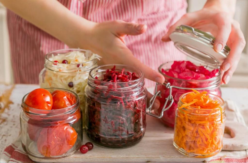 MICROBIOME MAGIC: HOW FERMENTED FOODS SUPPORT YOUR GUT & MORE!
