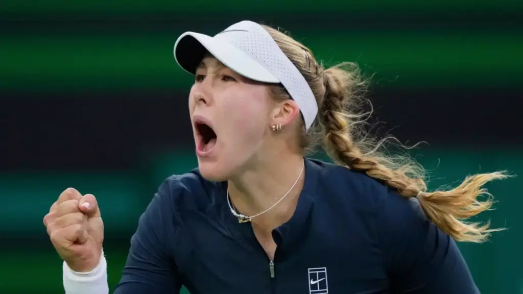 Russian teenager Mirra Andreeva marches on at French Open