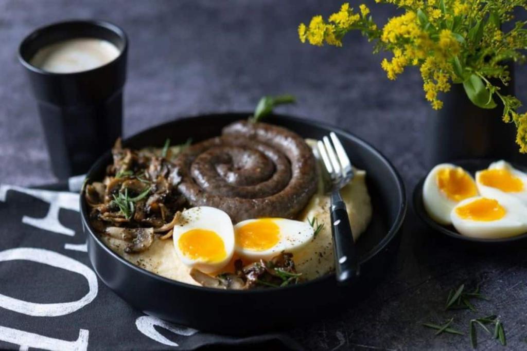Recipe of the day: Creamy ‘pap’ and boiled egg breakfast bowl
