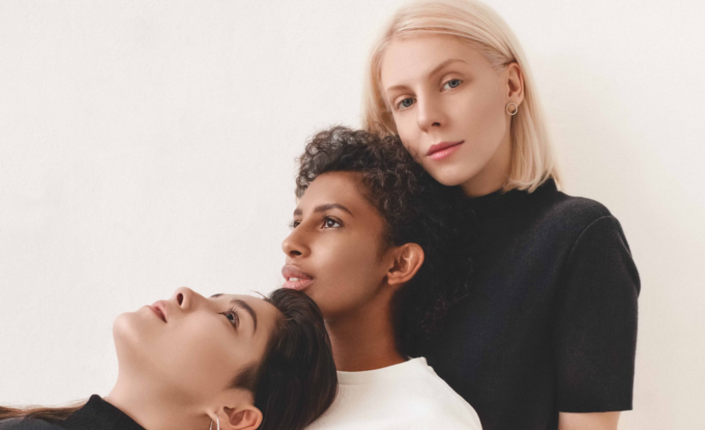 PERSONALISE YOUR SKIN CARE PLAN WITH DR. HAUSCHKA