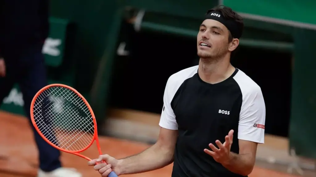 French Open: Jannik Sinner extends slam streak as Taylor Fritz crashes out early