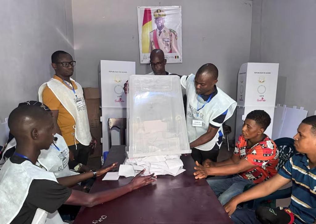 Guinea voters endorse post-coup constitution, partial results show