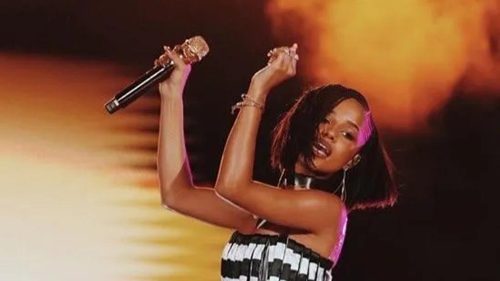 Tyla performs "water" and iconic dance moves at Global Citizen, fans react