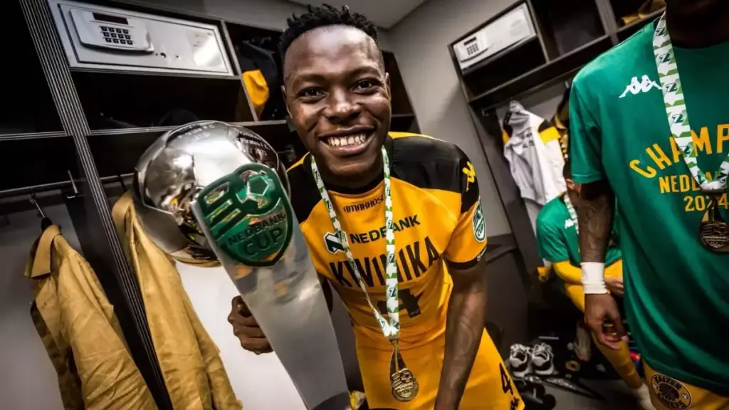 Zitha Kwinika agrees to new Kaizer Chiefs deal